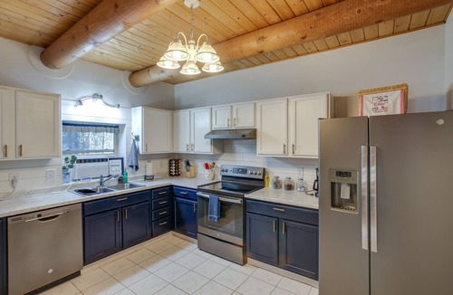 Carey Bay Cabin | 'The InnLet' - Comfy Cabin By Conkling Marina