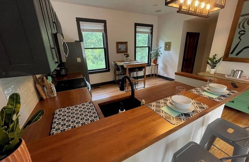 Mount Lookout House | The Jules - Charming 3-bedroom house in Linwood