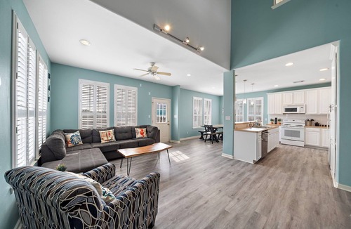 Isla Del Sol House | The Krusty Krab | Pet-Friendly, Estuary Views