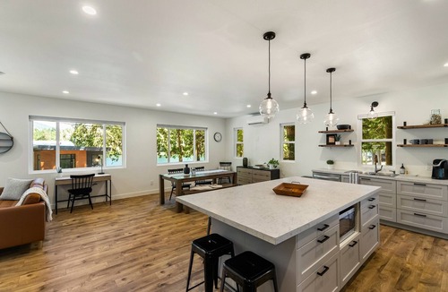 Sedro-Woolley House | The Lake Hut - a perfect place to relax and play on shore of Lake Whatcom