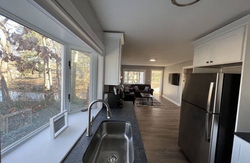 Stow House | The Lakeside Cottage in Stow!