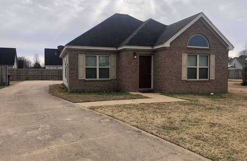 Jonesboro House | The Landing at Hilltop - near ASU & NEA Baptist