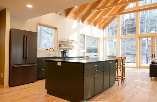 Lancaster Cabin | The Ledges Cabin - modern luxury on 35 acres, 8 person hot tub, wood fireplace.