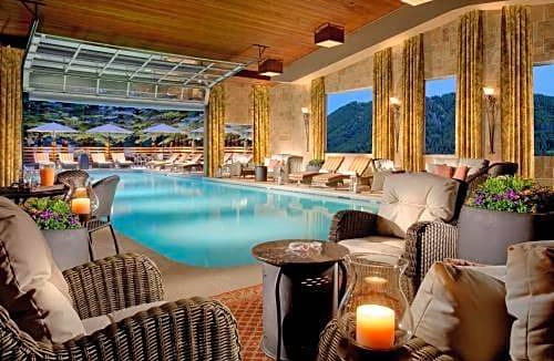 Jackson Hotel | The Lodge at Jackson Hole