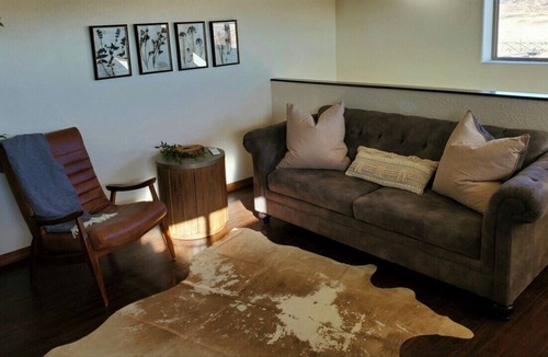 Sturgis Apartment | The Loft at Raz Hideaway Mountain Ranch!