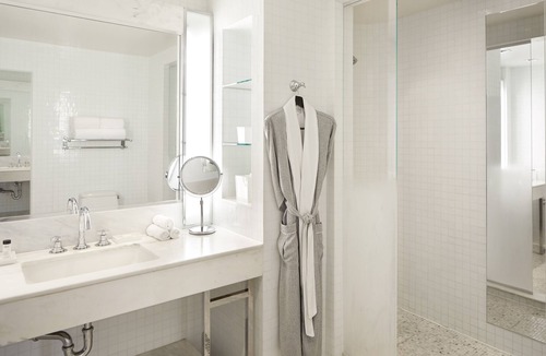 Norma Triangle Hotel | The London West Hollywood at Beverly Hills