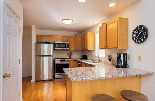 Lackawaxen Ski Chalet | The Lookout * Lake * Masthope * Firepit * Arcade