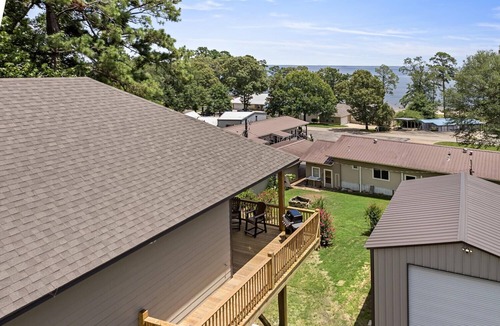 Jasper House | The Magnolia Ridge Retreat