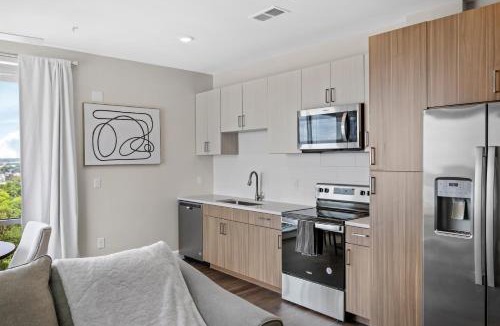 The Gulch Apartment | The Malibu Suite Penthouse The Gulch