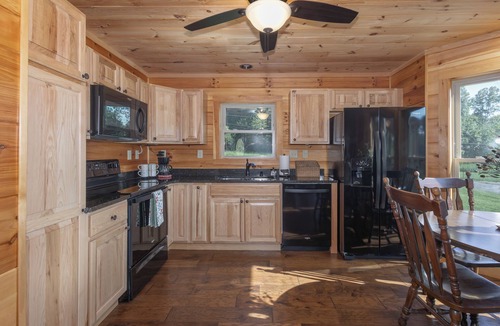 Bowling Green Cabin | The McClure Hill Farm Little Log Cabin