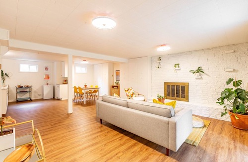 Moscow Apartment | The Mod Pod - Spacious, mid-century modern apartment in a quiet, close in spot