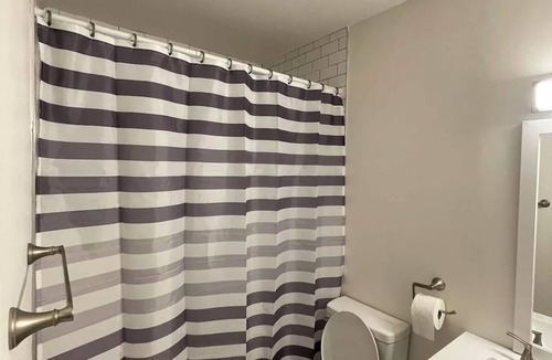 Blytheville Apartment | The Modern Hideaway