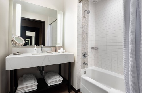 Memorial Hotel | The Moran CITYCENTRE