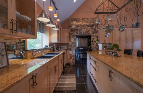 Elliottsburg House | The Mountain Lodge | 8 Bed, 3.5 Bath