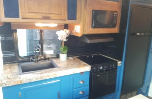 Spring Valley Condo | The NOT So Tiny "TINY HOUSE."