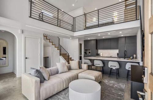 Greater East End Apartment | The O'Four Lofts Cabin, Unit C