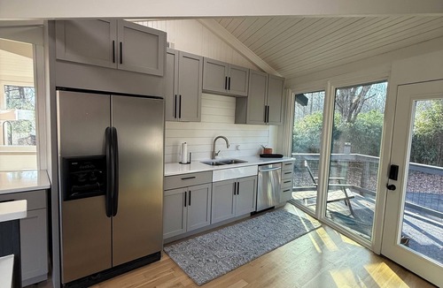 Jonesville House | The Octagon Oasis — a one-of-a-kind retreat in charming Elkin, NC.