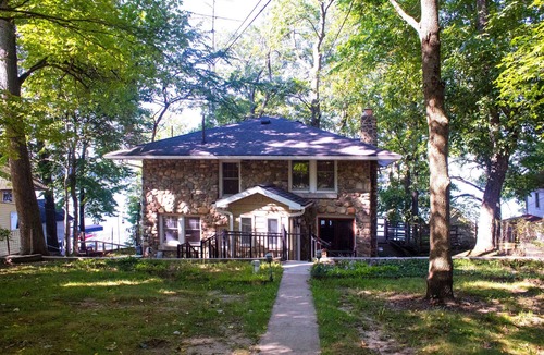 Leesburg Cottage | The Old Stone Cottage at Tippy