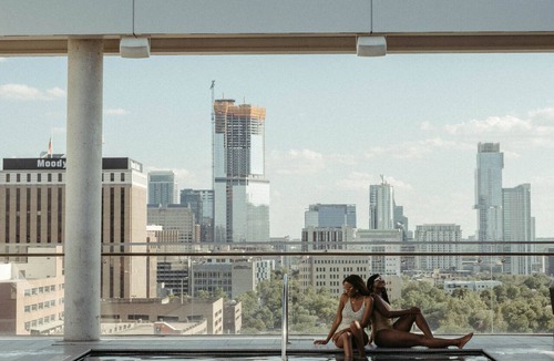 The Drag Hotel | The Otis Hotel Austin, Autograph Collection