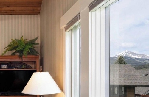 Big Sky Meadow Village Condo | The Otter: Big Sky seasonal pool, hot tub, golf course,space for everyone!