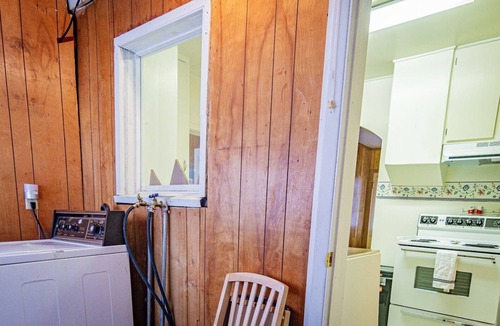 Kellogg House | The Outback: A Silver Mountain Bungalow w/Hot Tub, Pet Friendly
