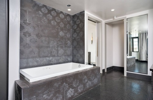 Downtown Hotel | The Padre Hotel