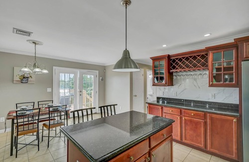 Bloomingburg House | The Perfect up to date Private Getaway to call home for a while