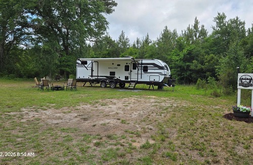 Latta House | The Pinecone Retreat - Only 1 mile from i95