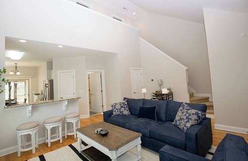 Southern Pines House | The Pines Retreat at Cypress Creek - 3 bedroom townhome with Community Pool