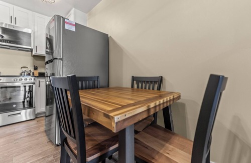 Blackfoot Apartment | The Pit Stop - Car Themed Apartment in Blackfoot