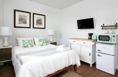 Rampart Village Hotel | The Rebecca