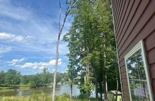 Southmont House | The Red Nest at High Rock Lake