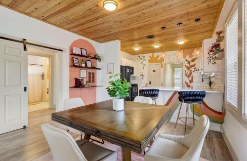 Eastside Promise Neighborhood House | The Retro Retreat - Close to Downtown, Fort Sam