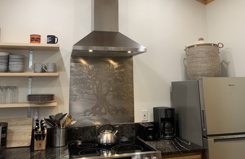 Millrift Cottage | The River Cottage Newly renovated cottage that sits right on the Delaware River