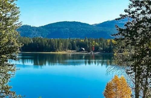 Sandpoint House | The River House