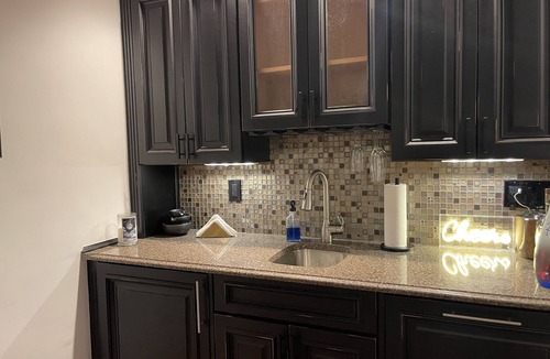 Dublin House | THE RIVERHOUSE-RIVERFRONT. 3 minutes to Bridge Park, Columbus Zoo