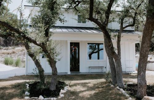 Spring Branch House | The Roost Farmhaus on 20 acres, hill country view, firepit, swimming hole