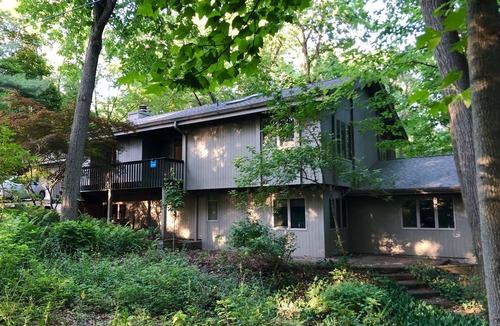 Harbert House | The Sand House: Relax and Unwind This Autumn by Lake Michigan