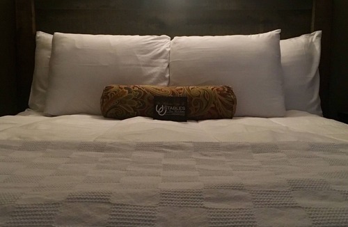 Salem Hotel | The Stables Inn and Suites