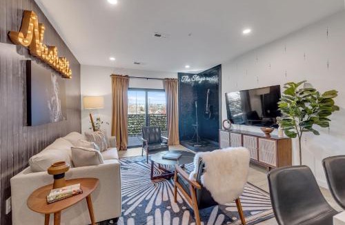 Downtown Nashville House | The Stage in Downtown Nashville by Nautical Properties