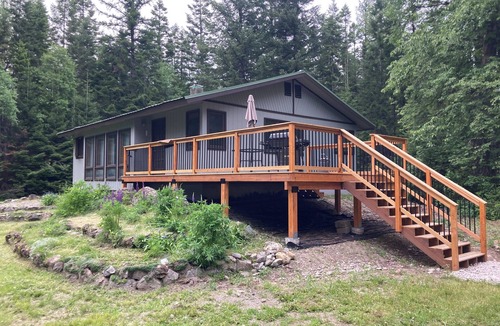 Swan Lake House | The Swan Lake Hideaway, a true Montana Experience!