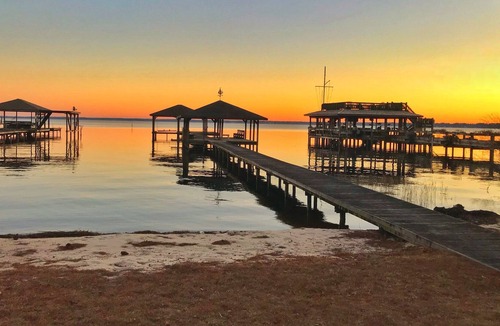 Lake Waccamaw House | The Sweet Retreat is the place to relax and enjoy the view!