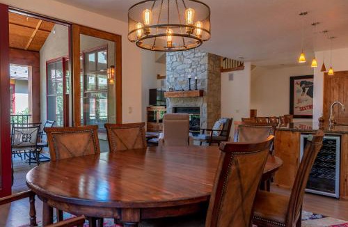 Ketchum House | The Timbers O-3 Bedroom