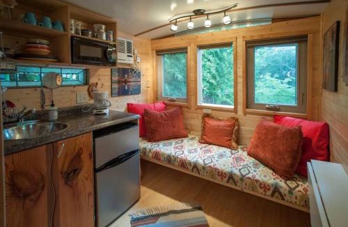 Travis Heights House | The Treecycle