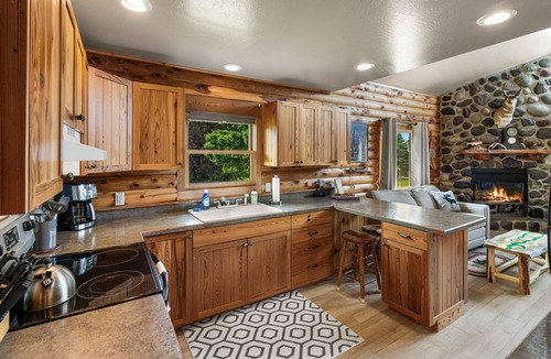 Livingston Cabin | The Trout House- An Authentic Montana Cabin, Perfect for Yellowstone Adventures!