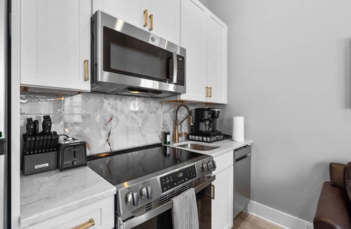 Bloomingdale Hotel | The Urban Escape+3Bedroom+Newly Renovated
