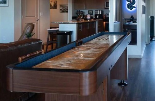 Lower Queen Anne Apartment | The View in Lower Queen Anne 29 Nights
