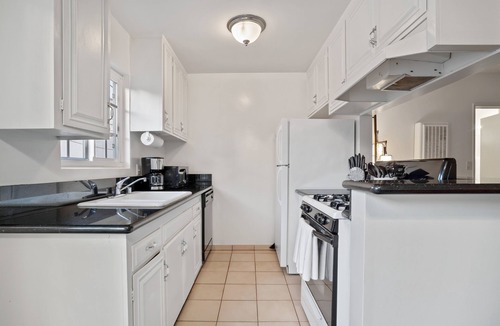 Palms Apartment | The Vinton #8