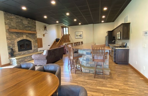 Millersburg House | The Welcome Lodge- Ideal for Large Gatherings