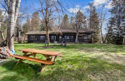 Sagle House | The Wild Rose